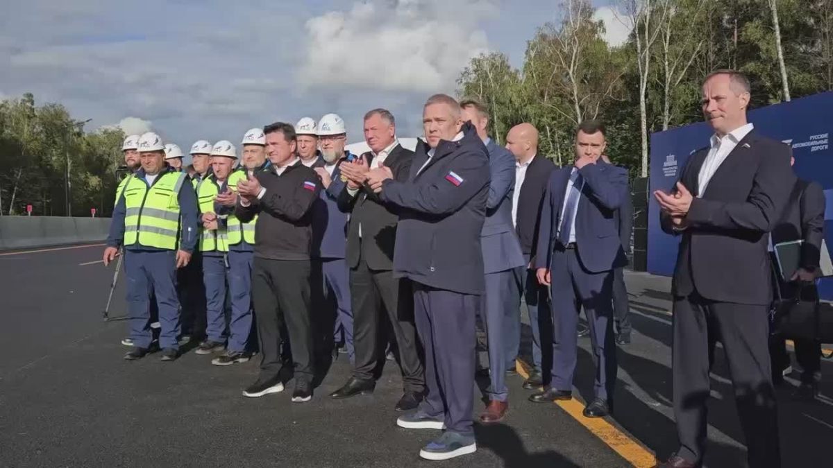 Андрей Воробьев: Сегодня вместе с вице-премьером Маратом Хуснуллиным запустили движение по всей Южно-Лыткаринской автодороге