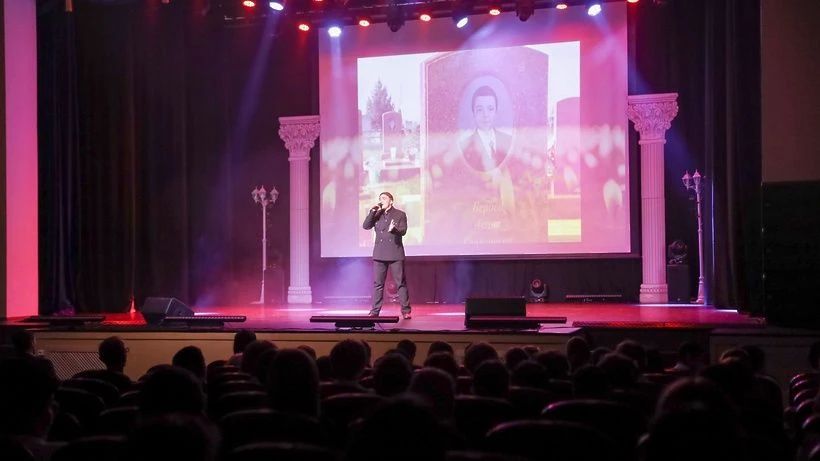 В Солнечногорске почтили память жертв теракта в Беслане В Солнечногорске почтили память жертв теракта в Беслане