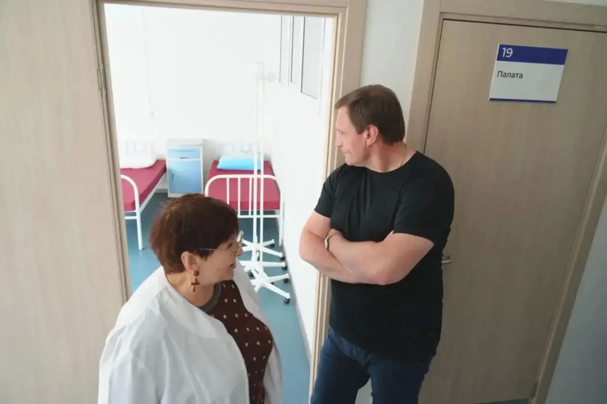 В рамках рабочей поездки в с. Шеметово депутаты Государственной Думы Сергей Пахомов и окружного Совета Тимофей Лагутин оценили результат капремонта местной амбулатории В рамках рабочей поездки в с. Шеметово депутаты Государственной Думы Сергей Пахомов и окружного Совета Тимофей Лагутин оценили результат капремонта местной амбулатории