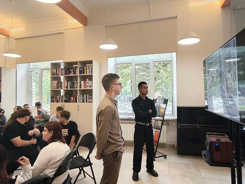 В Центральной библиотеке имени Инны Гофф прошла познавательная программа «Война 1812 года» В Центральной библиотеке имени Инны Гофф прошла познавательная программа «Война 1812 года»