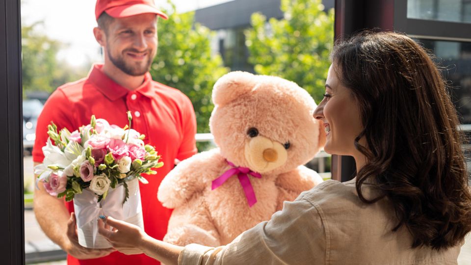 Подарите это немедленно: россияне назвали самые желанные презенты на день рождения