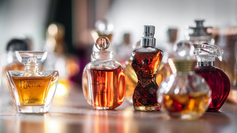 Как выбрать духи, которые пахнут «дорого»: укажут эти нотки