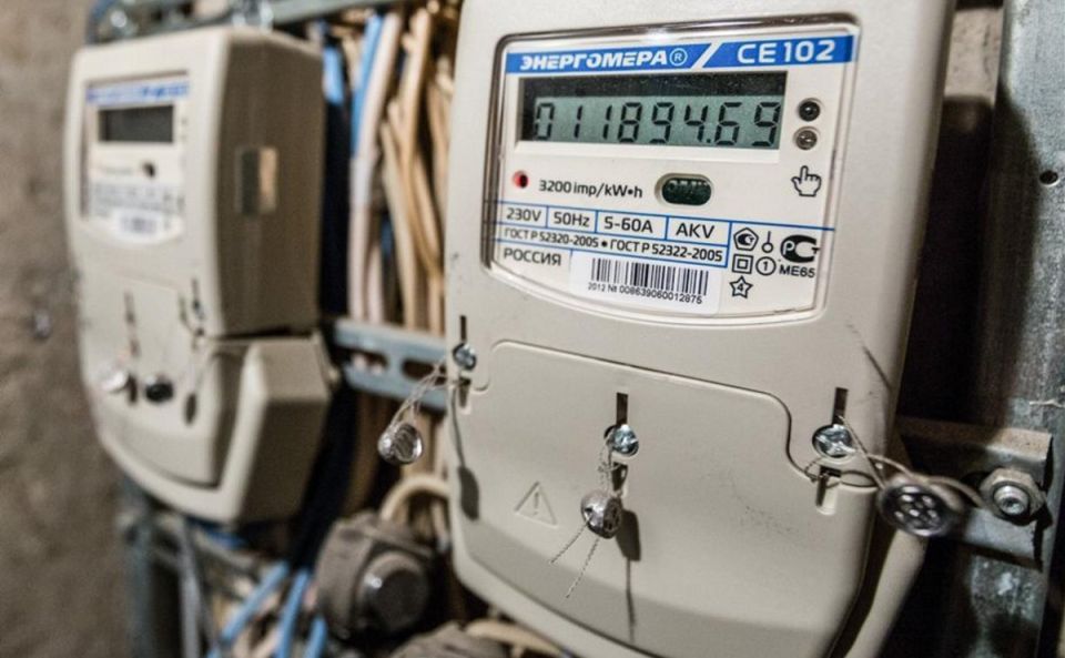 Тарифы на электроэнергию взлетают: что ждать россиянам в 2025 году?