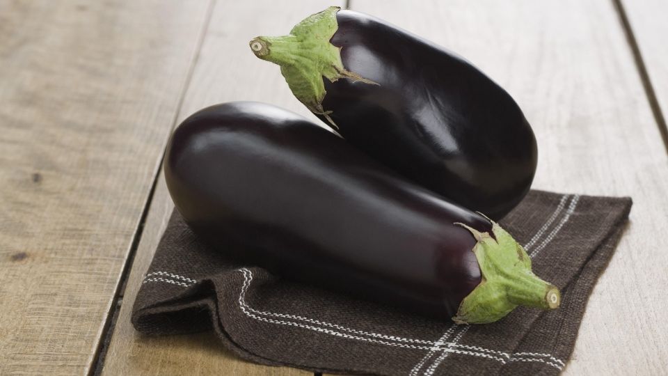 В Турции баклажаны не только тушат и жарят: вот какое восхитительное лакомство готовят