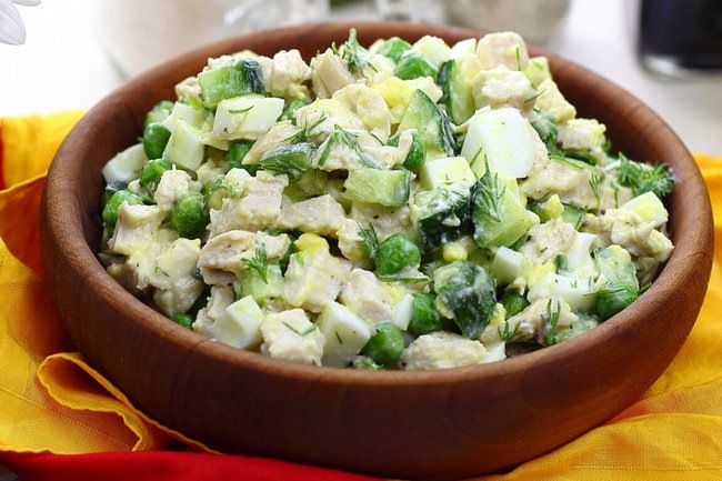 Салат за 10 минут: простота, свежесть и неповторимый вкус на вашем столе