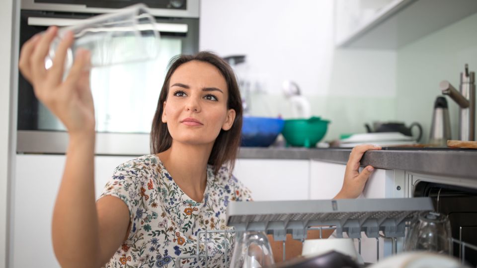 Вот что сразу выдает хозяйку-растяпу: срочно проверьте свою кухню