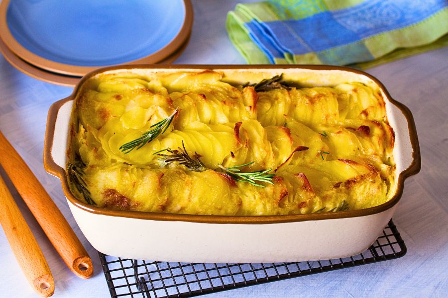 Волшебство картофеля: запеченный с сыром за 30 минут