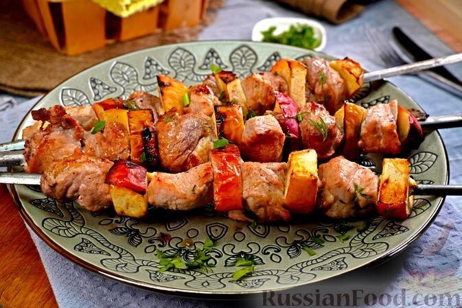 Пора для пикников: новые рецепты на мангале